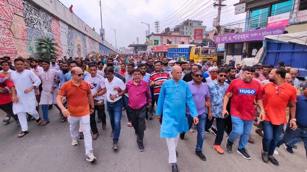 রূপগঞ্জে বিজয় র‌্যালিতে গণতন্ত্র পুনরুদ্ধারের প্রত্যয়