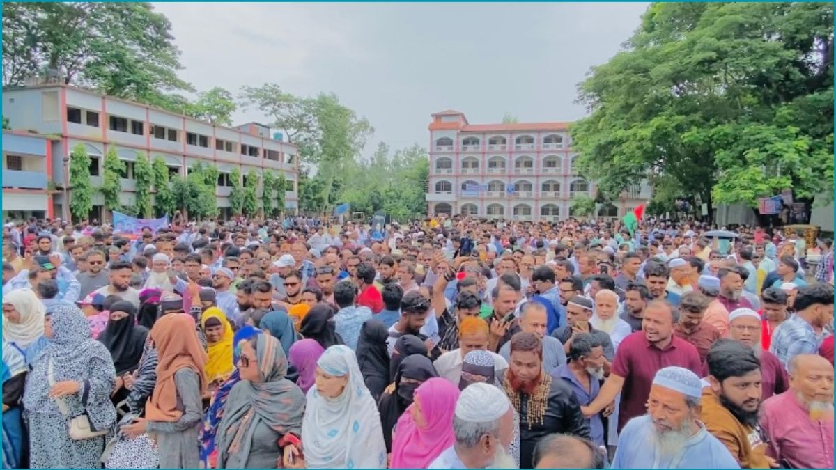 ‘স্বৈরাচার’ পতনের বর্ষপূর্তিতে টঙ্গীবাড়ীতে বিজয় মিছিল