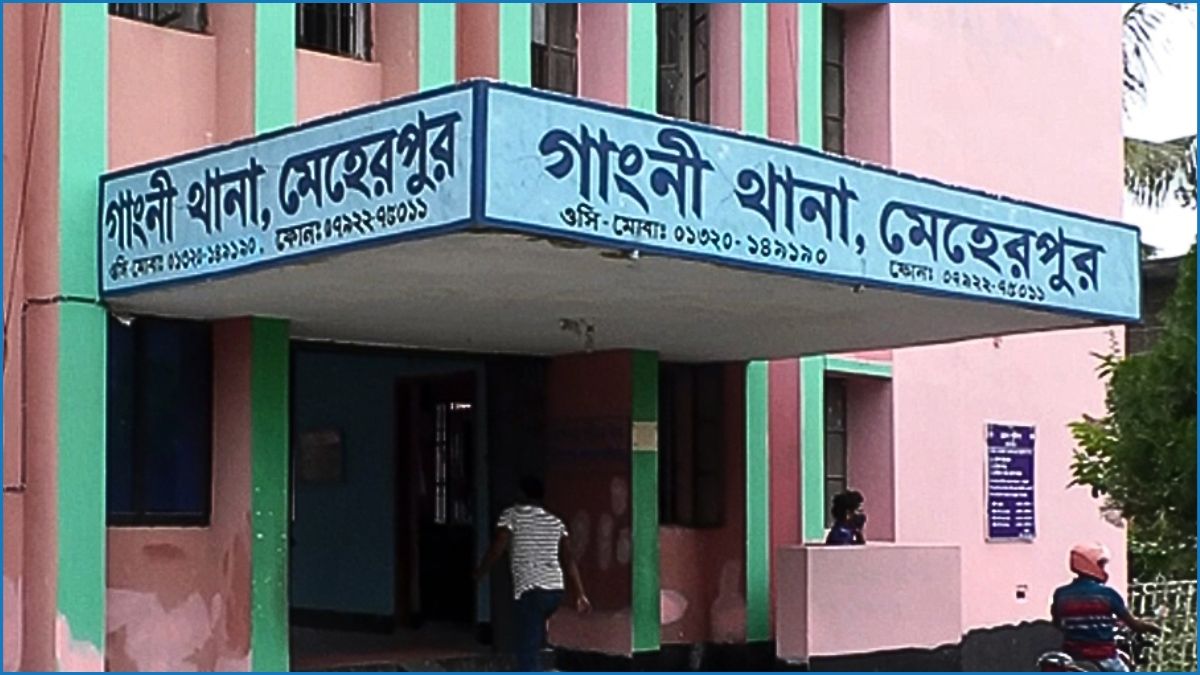 মেহেরপুরে ককটেল ফাটিয়ে সড়কে আবারও গণডাকাতি