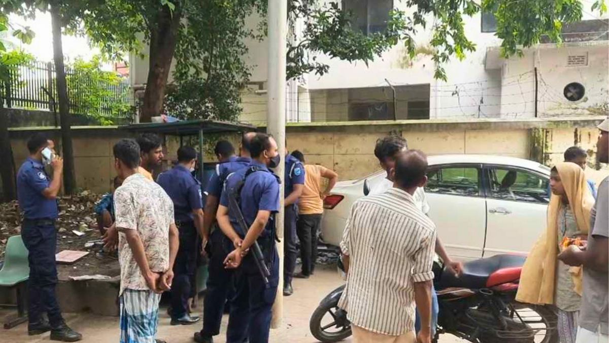 নারায়ণগঞ্জে হকার নেতার ঘুষিতে ফুল বিক্রেতা নিহত