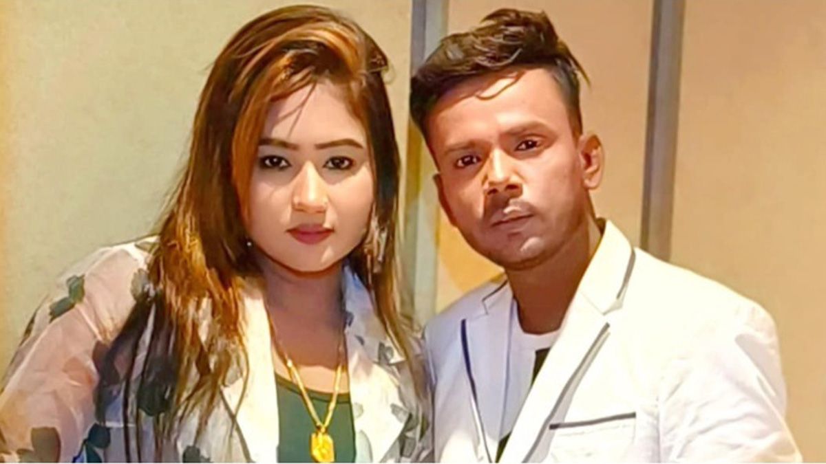 বারবার ‘কট খাওয়া’ রিয়া মণিকে ক্ষমার কারণ জানালেন হিরো আলম