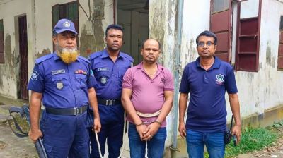 লক্ষ্মীপুরে জোড়া খুনসহ ২৩ মামলার আসামি কদু আলমগীর গ্রেপ্তার