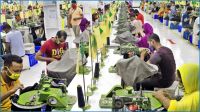 পোশাক রপ্তানি বাজারে বাংলাদেশকে চ্যালেঞ্জ জানাচ্ছে চীন-ভারত