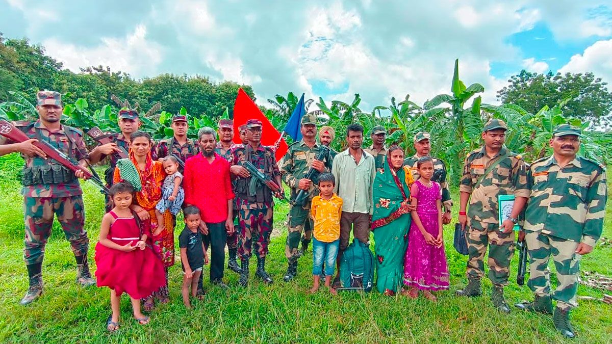 মুজিবনগর সীমান্ত দিয়ে ৯ বাংলাদেশিকে হস্তান্তর করল বিএসএফ