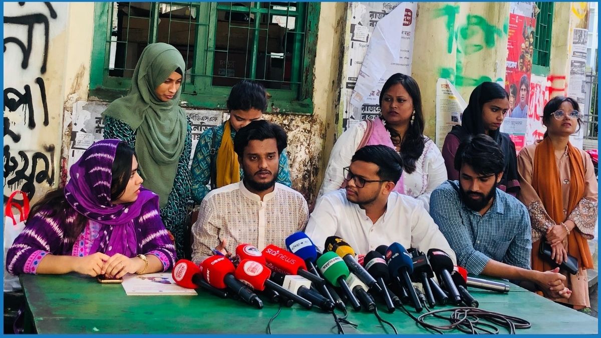 ডাকসুতে নারী ভোটকেন্দ্রের স্থান পরিবর্তনের দাবি গণতান্ত্রিক ছাত্রসংসদের