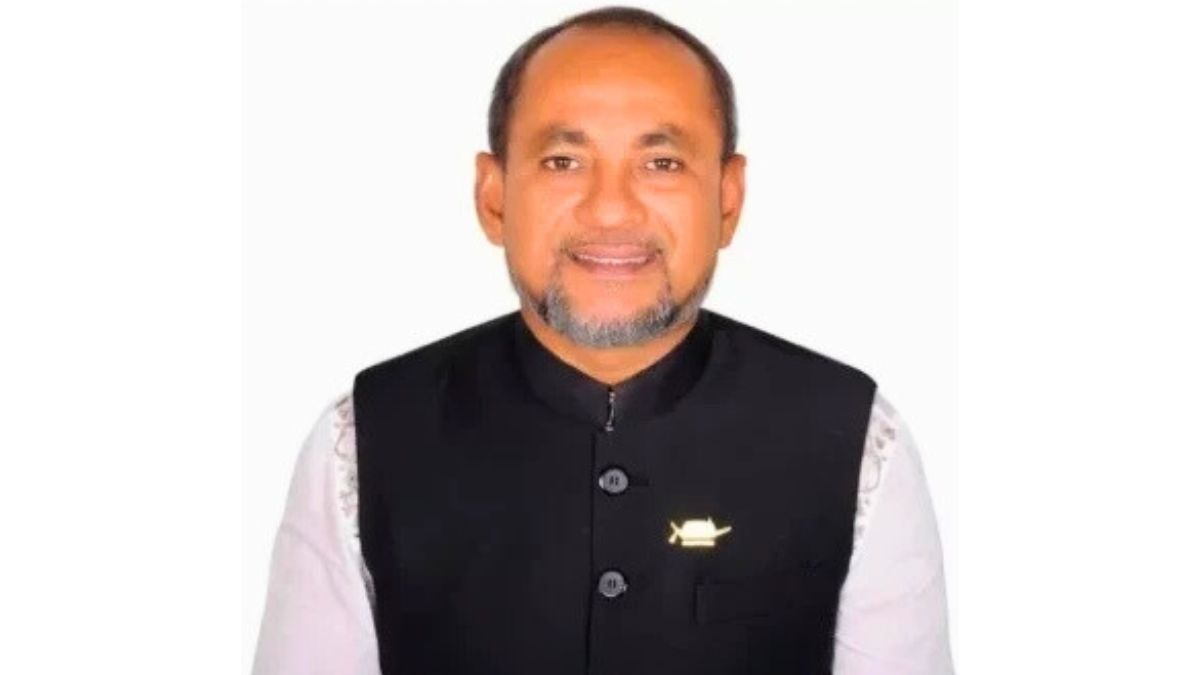 সোনারগাঁয়ে হত্যা মামলায় বিনা ভোটের চেয়ারম্যান বাবুল গ্রেপ্তার