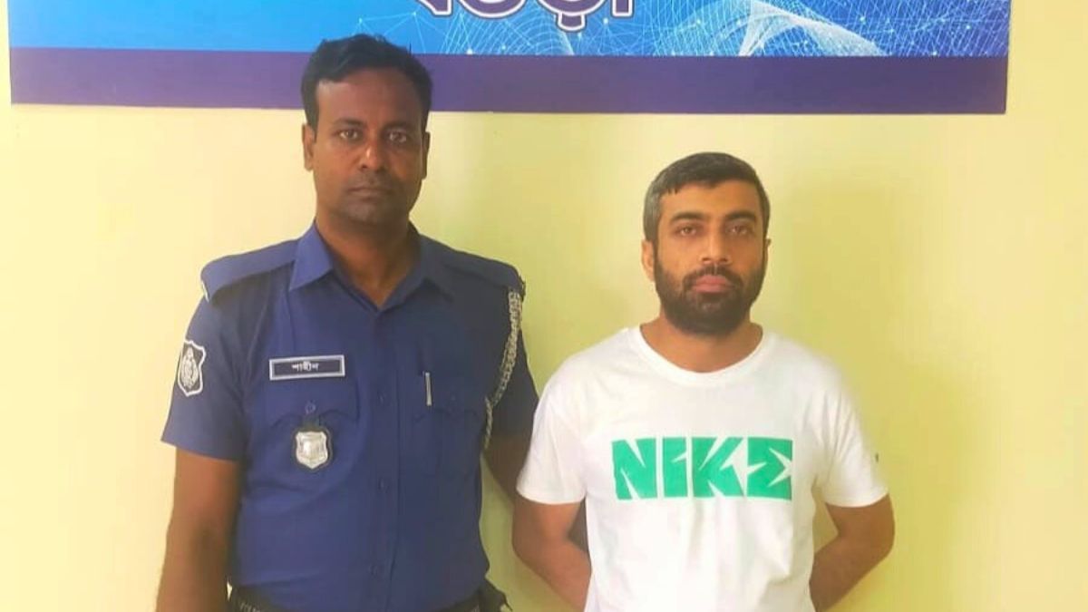 বগুড়ায় ১০ মামলার আসামি মৎস্যজীবী লীগ সভাপতি গ্রেপ্তার