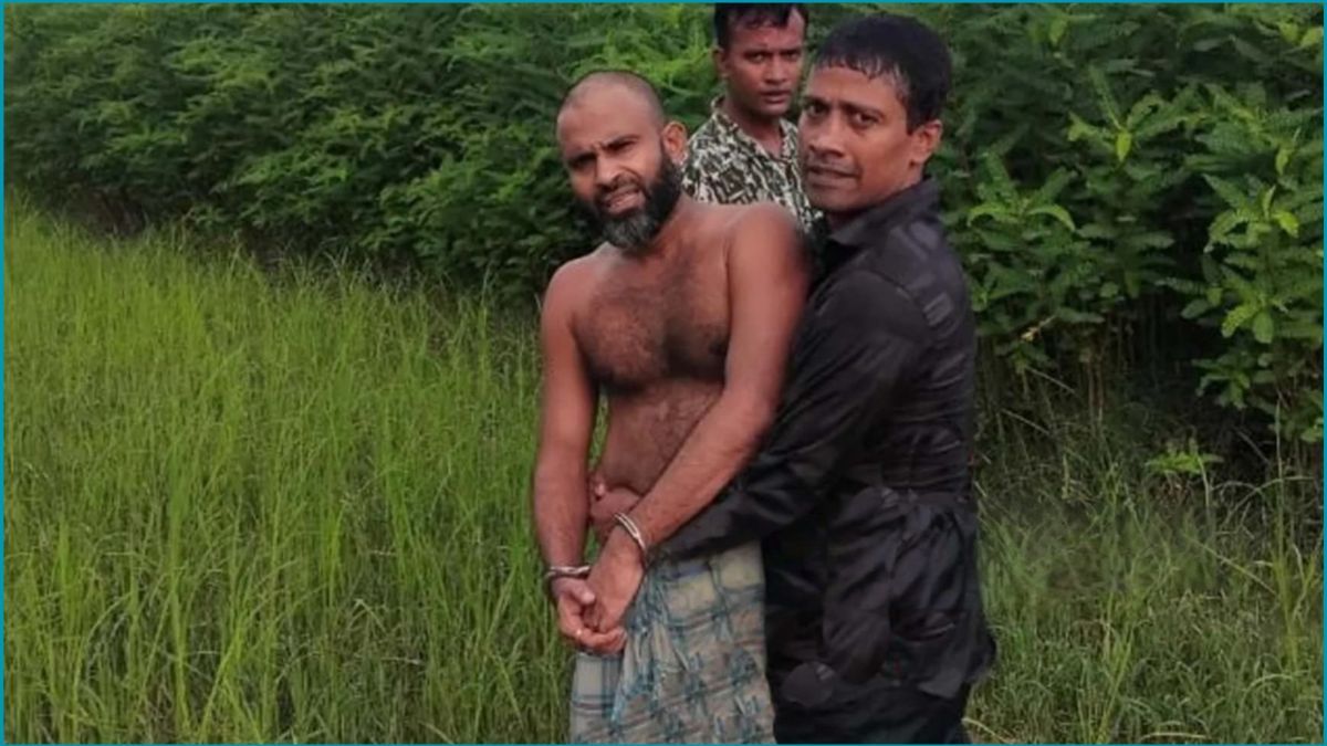 বরিশালে অস্ত্র-ইয়াবাসহ ইউপি সদস্য গ্রেপ্তার