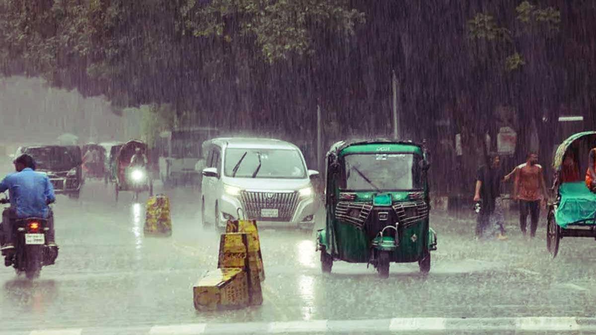দেশজুড়ে বৃষ্টির আভাস, কোথাও কোথাও ভারী বর্ষণের শঙ্কা