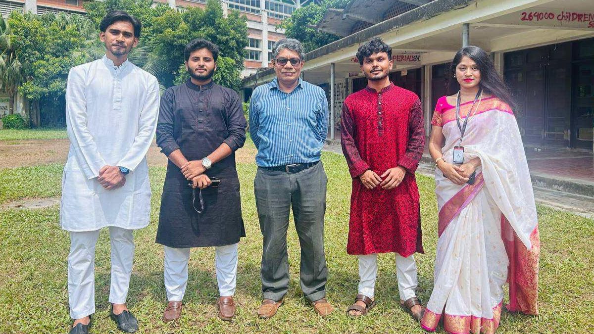 ঢাবি ট্যুরিস্ট সোসাইটির নেতৃত্বে অমিত-শুভ্রদেব