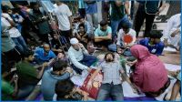 বেরোবিতে ছাত্র সংসদের দাবিতে অনশন, ৪ শিক্ষার্থী অসুস্থ