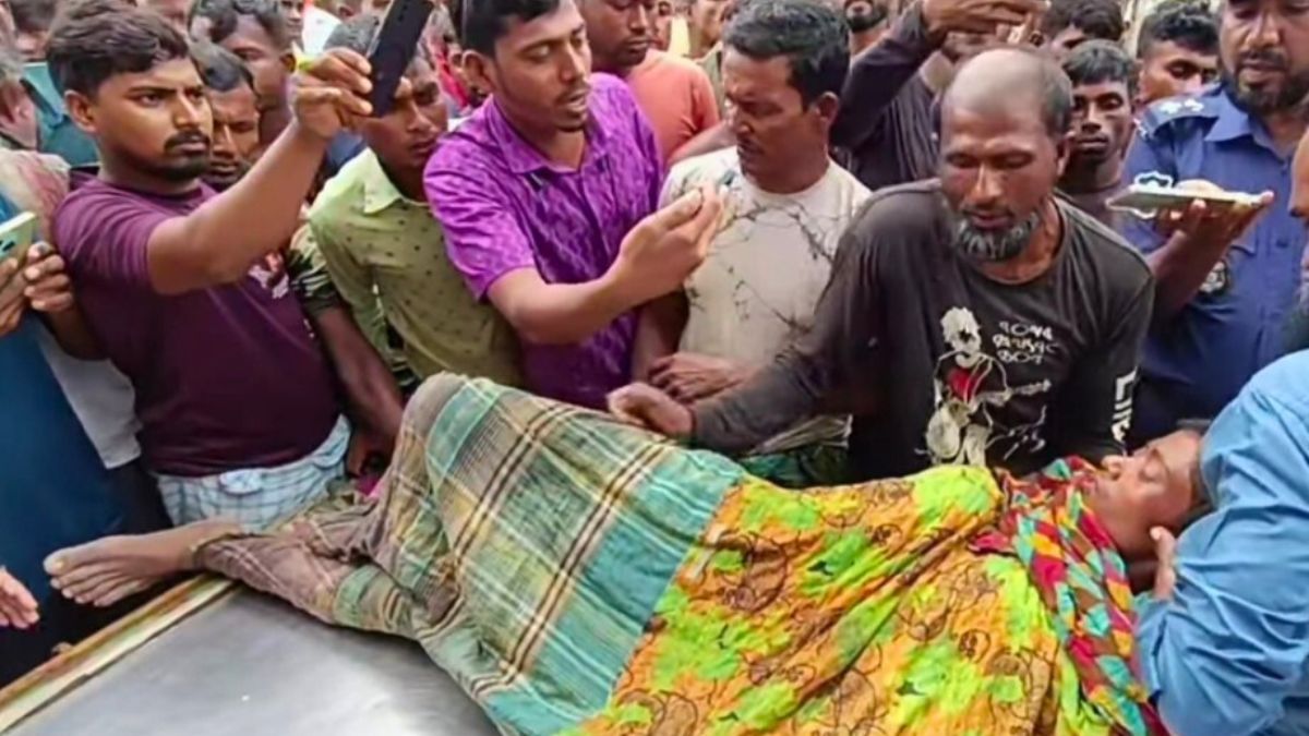 সাগরে ৫ দিন ভেসে বেঁচে ফিরলেন জেলে মোরশেদ