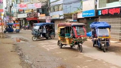 জামালপুরে বিএনপি নেতার হরতালে সাড়া নেই, আটক ২
