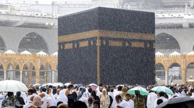 বৃষ্টি নিয়ে মাহাত্ম্যপূর্ণ ৫ আয়াত