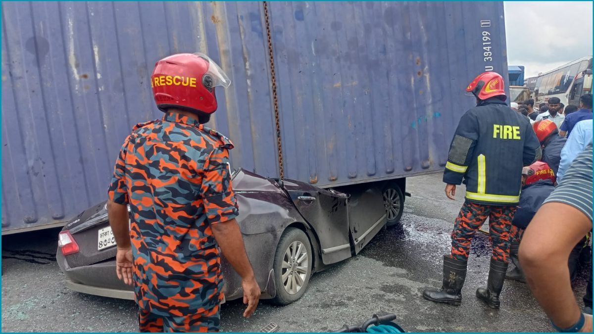 কুমিল্লায় প্রাইভেটকারের ওপর কাভার্ডভ্যান, নিহত ৪