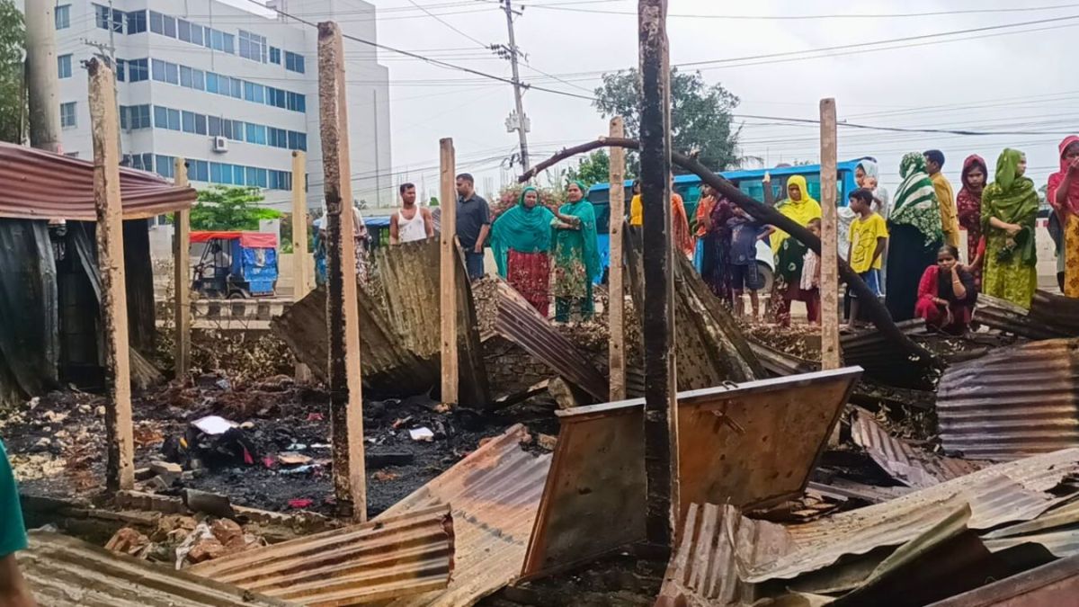 কালিয়াকৈরে অগ্নিকাণ্ডে ২২ কক্ষ ভস্মীভূত