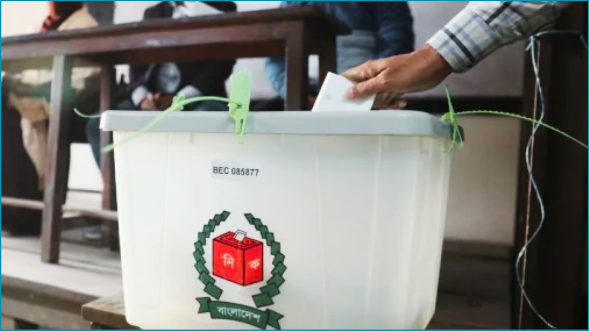 ব্যালট বক্সের হিসাব চেয়েছে ইসি