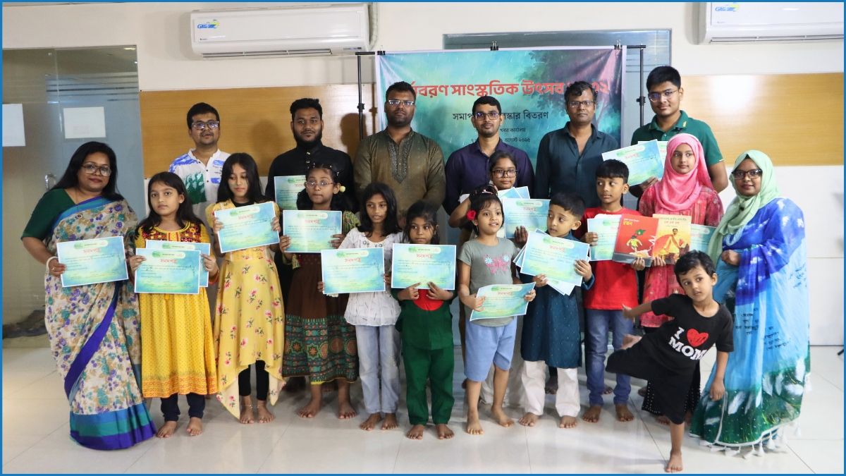 ছবি ও সাজে শিশুরা তুলে ধরল বর্ষার সৌন্দর্য ও সামাজিক বার্তা