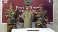 অভিনব কায়দায় ইয়াবা পাচার, সেনাবাহিনীর হাতে রোহিঙ্গা যুবক আটক