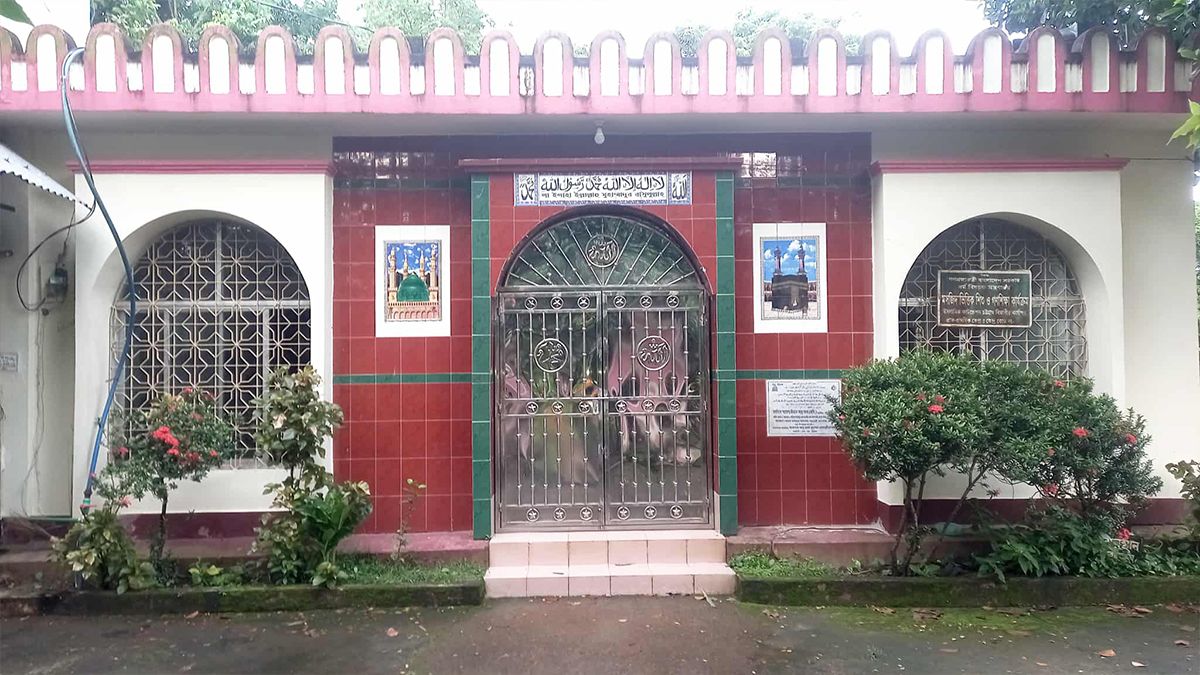 চট্টগ্রামে মসজিদে বারবার চুরি, নিরাপত্তাহীনতায় পটিয়ার স্থানীয়রা