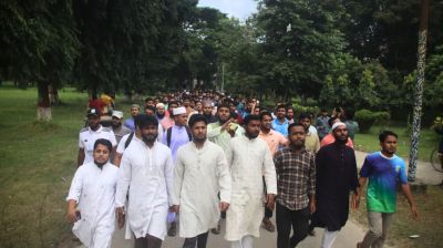 ইবিতে সাবেক প্রক্টর মাহবুবের বহিষ্কার ও বিচারের দাবিতে বিক্ষোভ