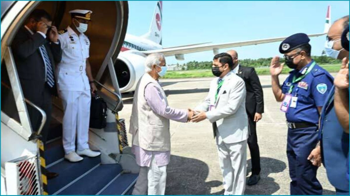 কক্সবাজারে পৌঁছেছেন ড. ইউনূস