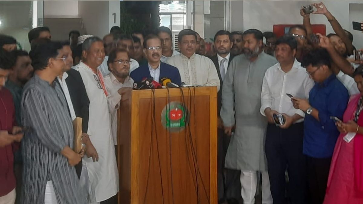আসন বাড়ানোয় ইসির প্রশংসায় গাজীপুরবাসী