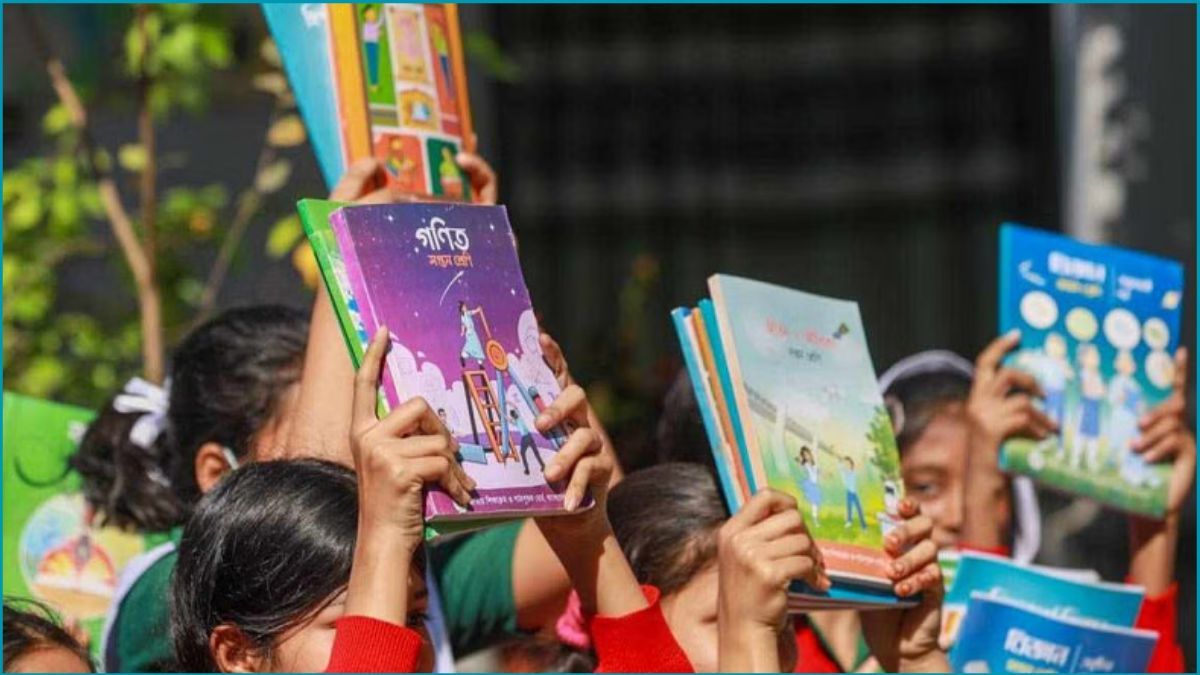 মাধ্যমিকে নির্দিষ্ট সময়ে বই পাওয়া নিয়ে শঙ্কা