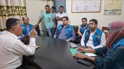 পঞ্চগড়ে সেটেলমেন্ট অফিসে দুদকের অভিযান, ৪ দালাল আটক