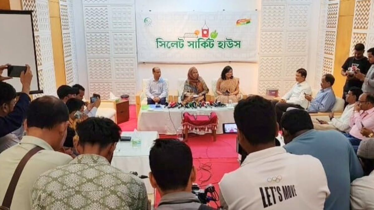 সিলেটে পাথর লুটপাট : মন্ত্রীপরিষদের তদন্ত কমিটির গণশুনানি