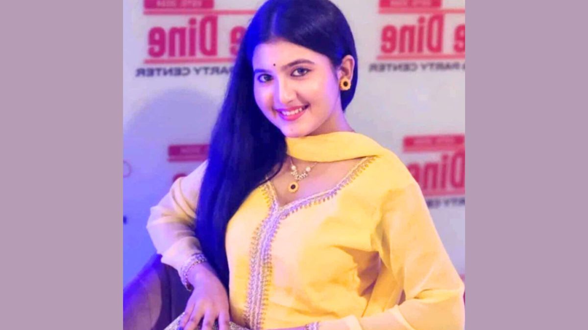 বরিশালে হোটেল থেকে পুরুষ সঙ্গীসহ টিকটকার মাহিয়া মাহি আটক