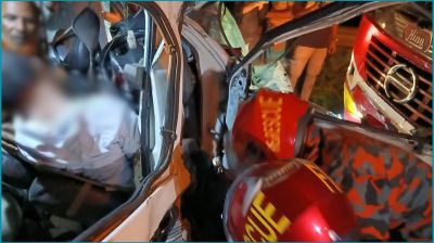 চট্টগ্রামে বাস-অ্যাম্বুলেন্স মুখোমুখি সংঘর্ষে আহত ৪