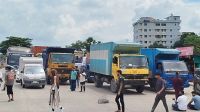 কুমিল্লায় নুরের ওপর হামলার প্রতিবাদে ঢাকা-চট্টগ্রাম মহাসড়ক অবরোধ