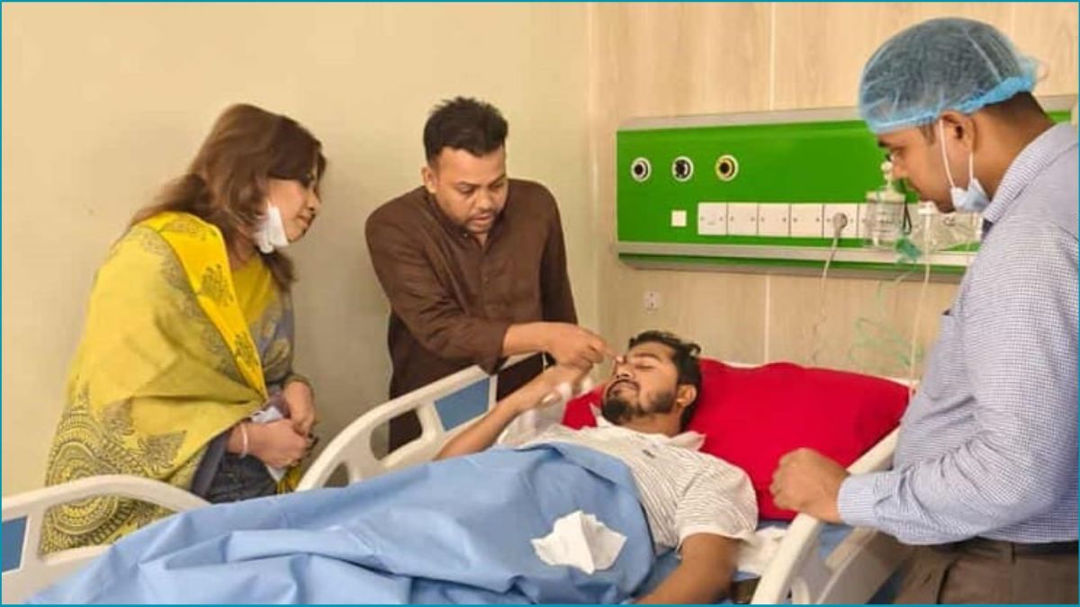 নুরকে দেখতে হাসপাতালে শামা ওবায়েদ