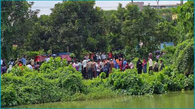 আজিজুল হক কলেজের সামনে ট্রেনে কাটা পড়ে যুবক নিহত