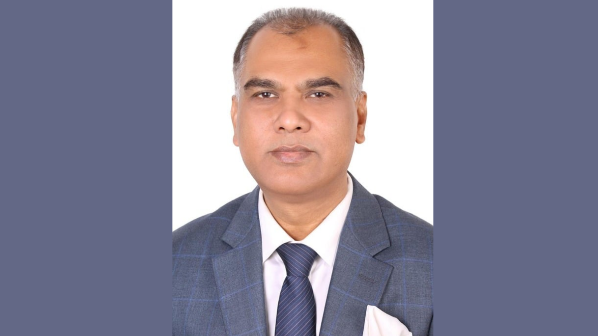 ব্যারিস্টার মোহাম্মদ রুকুনুজ্জামান : ঠাকুরগাঁওয়ের ন্যায়বিচার ও উন্নয়নের নতুন দিগন্তের স্বপ্নদ্রষ্টা