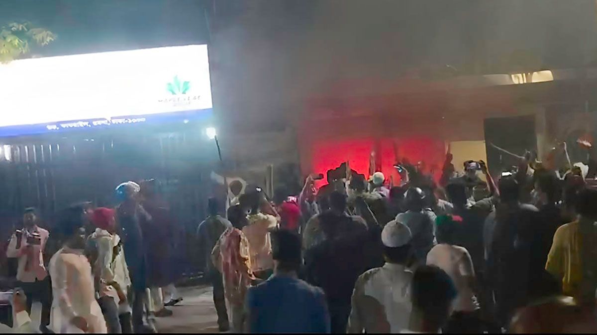 রাজধানীর জাপা কার্যালয়ে ফের হামলা ও অগ্নিসংযোগ