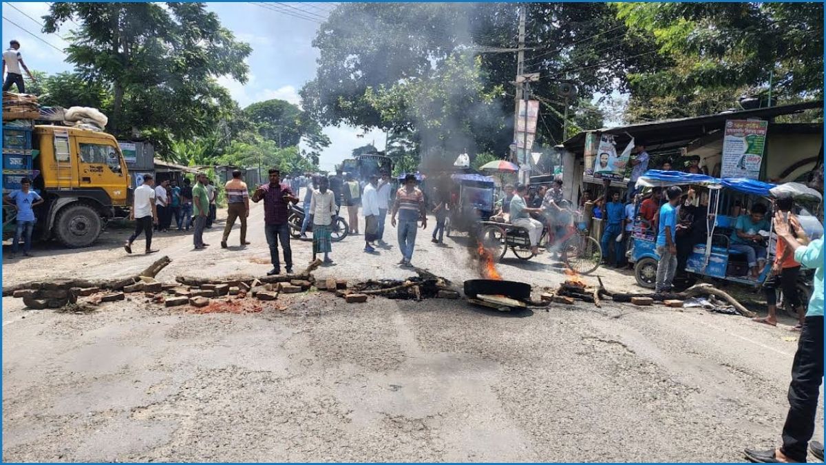 ২১ জেলার সঙ্গে ঢাকার সড়ক যোগাযোগ বন্ধ