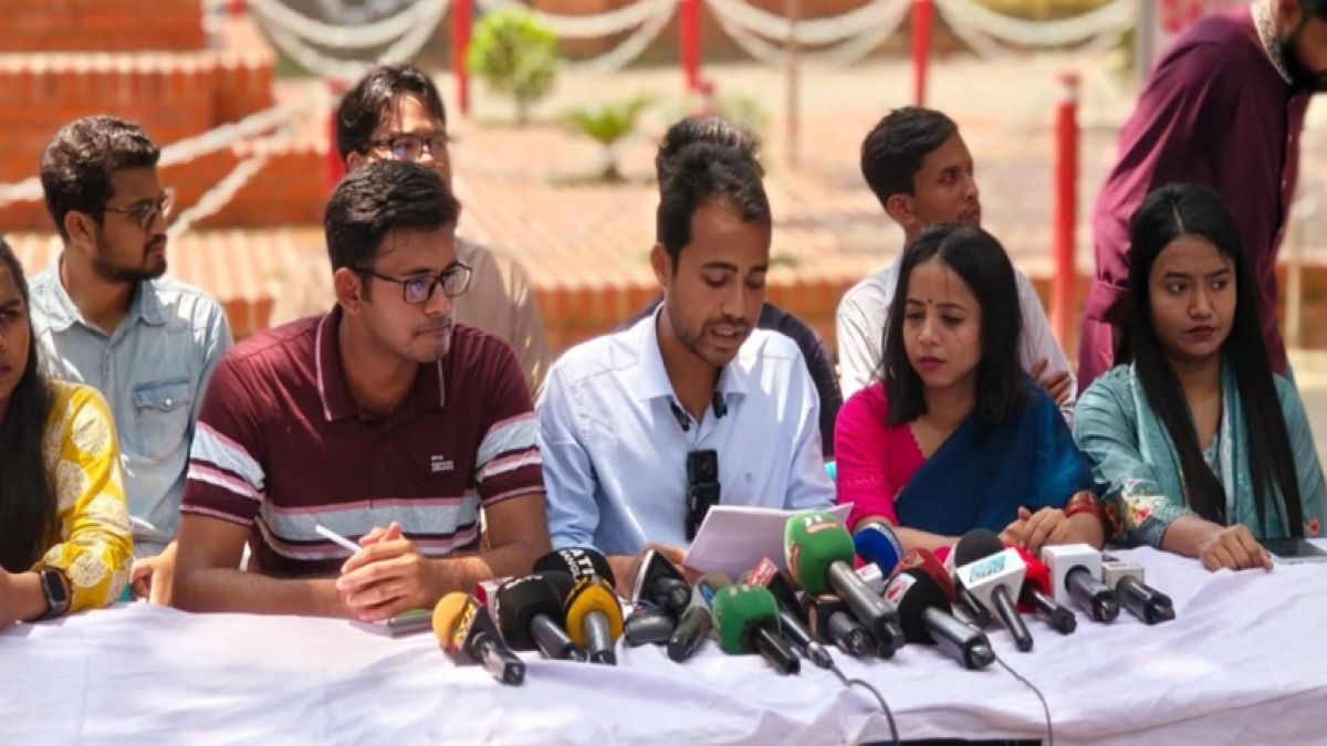 জাকসুতে ছাত্রদল সমর্থিত পরিষদের ইশতেহার ঘোষণা