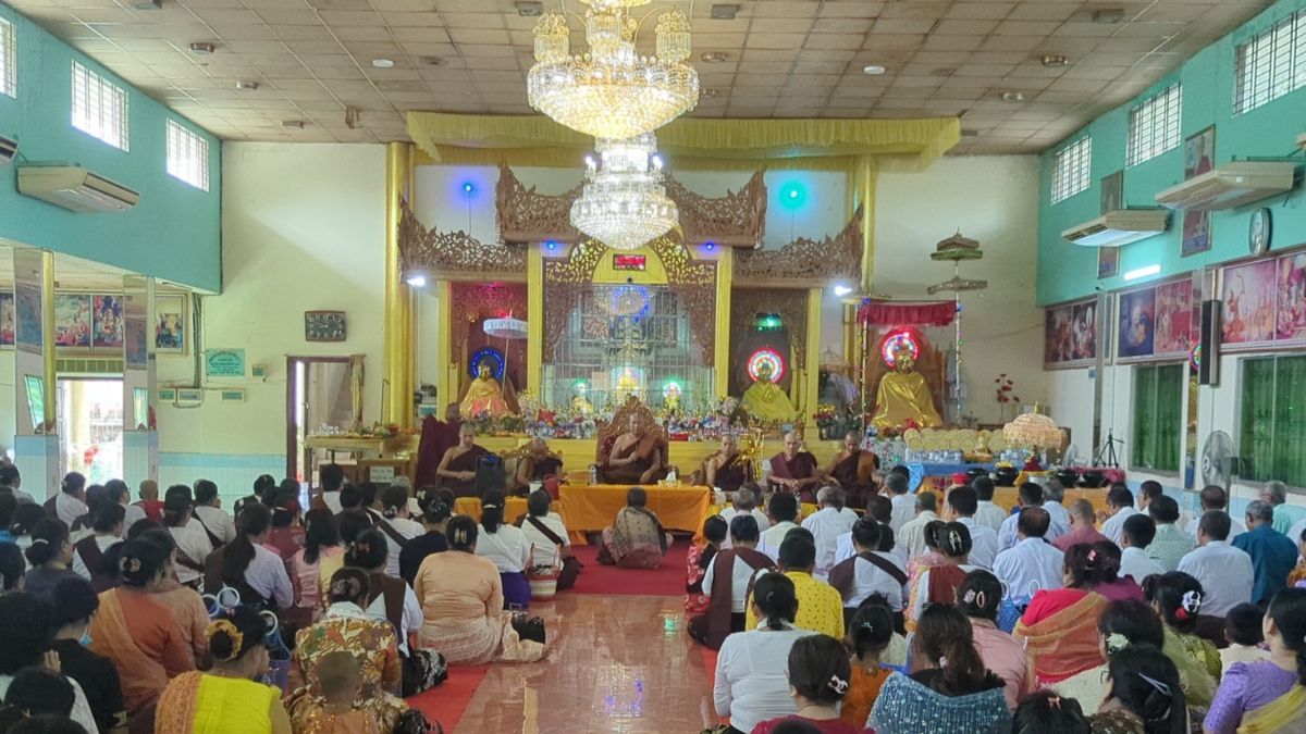 বান্দরবানে ধর্মীয় ভাবগাম্ভীর্যে পবিত্র মধু পূর্ণিমা পালিত