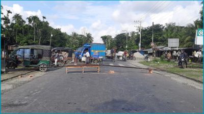 বাগেরহাটে আসন কমানোর প্রতিবাদে হরতাল-অবরোধ