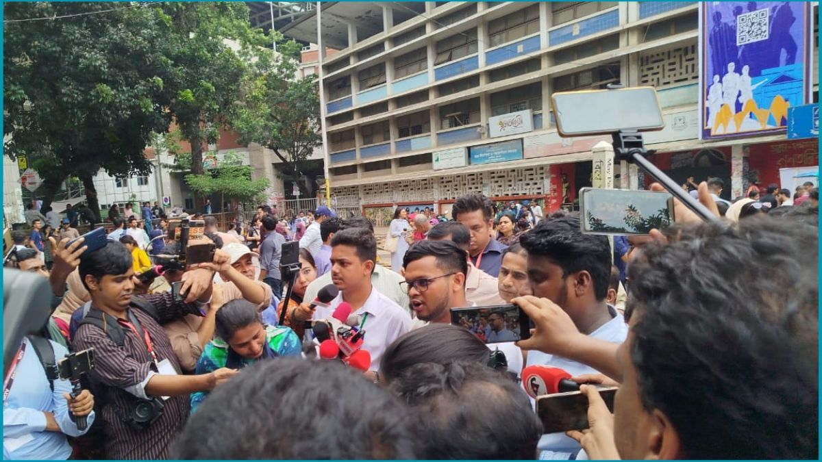 ডাকসুতে ভোট কারচুপির অভিযোগ, পুনঃভোটের দাবি আবু বাকের মজুমদারের