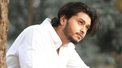 ধূমপান প্রসঙ্গ ঘিরে গুঞ্জন, আরশ খান জানালেন সুস্থ আছেন