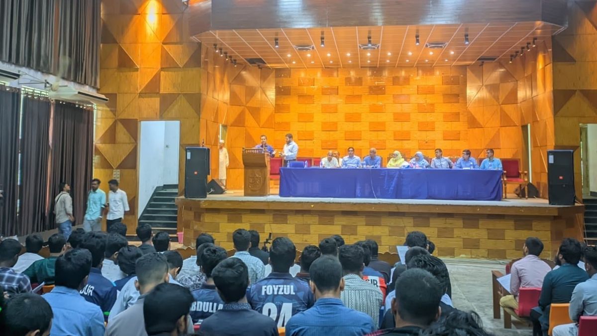 চাকসু নির্বাচনে ১৭ আচরণবিধি, লঙ্ঘনে দণ্ড ও ২০ হাজার জরিমানা