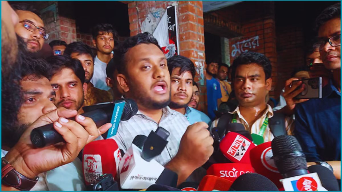 জাবিতে ছাত্রশিবির সমর্থিত প্যানেলের বিক্ষোভ