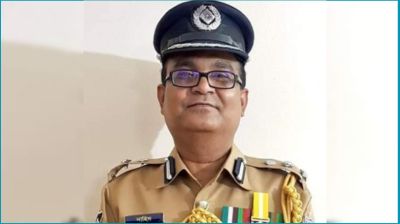 সাবেক ডিআইজি নাহিদুল ইসলাম গ্রেপ্তার