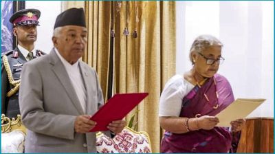 শপথ নিলেন নেপালের নতুন প্রধানমন্ত্রী, কী তার পরিচয়?