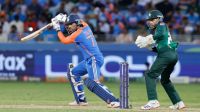 পাকিস্তানকে হারিয়ে জয় ছিনিয়ে নিল ভারত