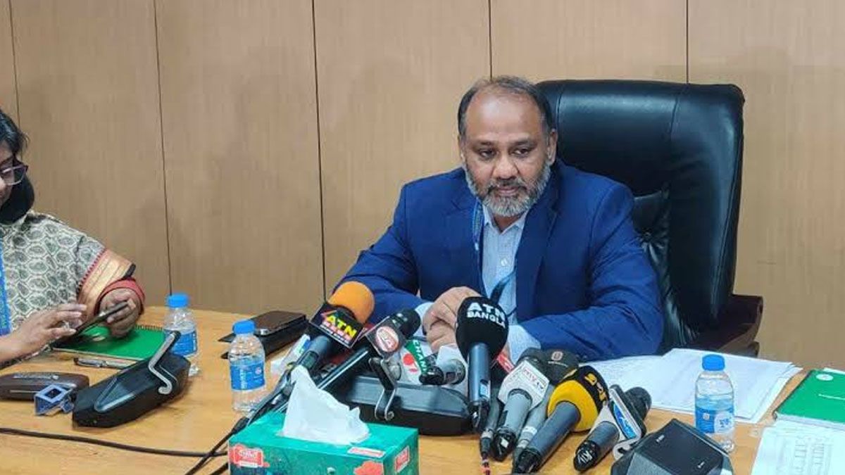 বাংলাদেশ ব্যাংকের সাবেক মুখপাত্র ও নির্বাহী পরিচালক মেজবাউল হকের পদত্যাগ