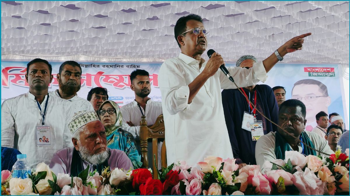 নির্বাহী আদেশে নয়, আ.লীগকে আইনের মাধ্যমে নিষিদ্ধ করতে হবে : হেলাল